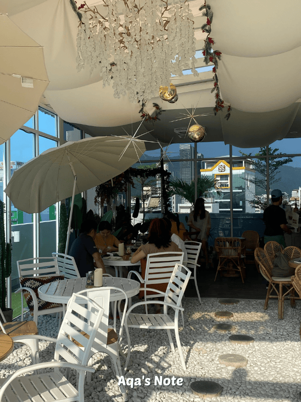 fly me to cafe in penang interior aqa's note